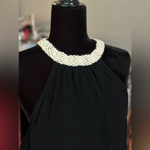 Umgee Black Halter Top with Crochet Detail - Picture 2 of 3